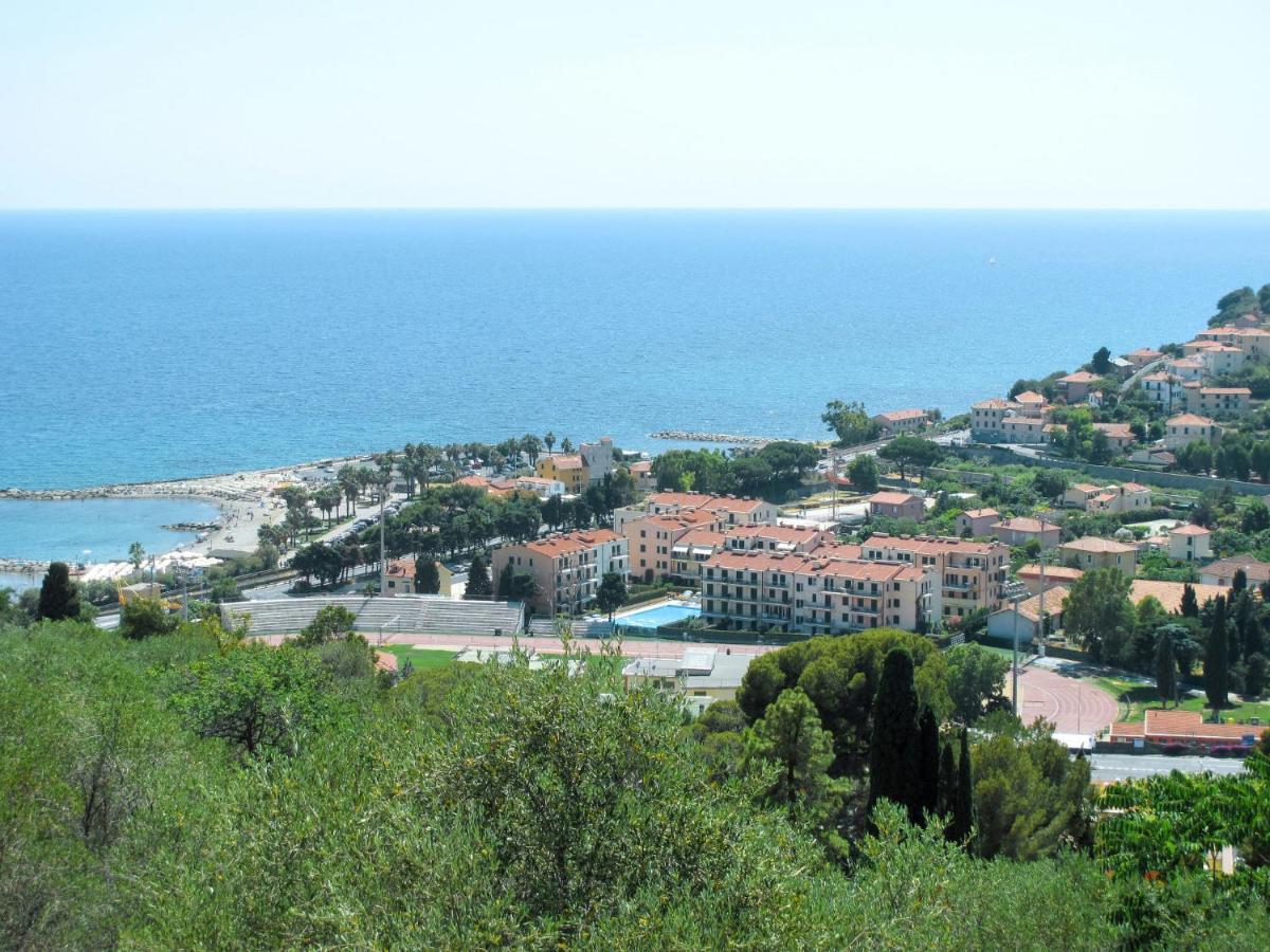 Apartment Cala Azzurra - Imp312 By Interhome Імперія Екстер'єр фото